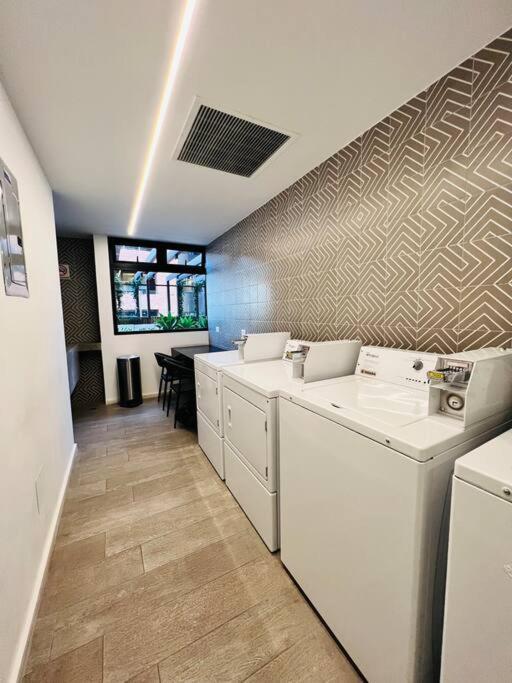 Apartamento 2 Habitaciones, Edificio Airali, Zona 10, Miradolo Gwatemala Zewnętrze zdjęcie